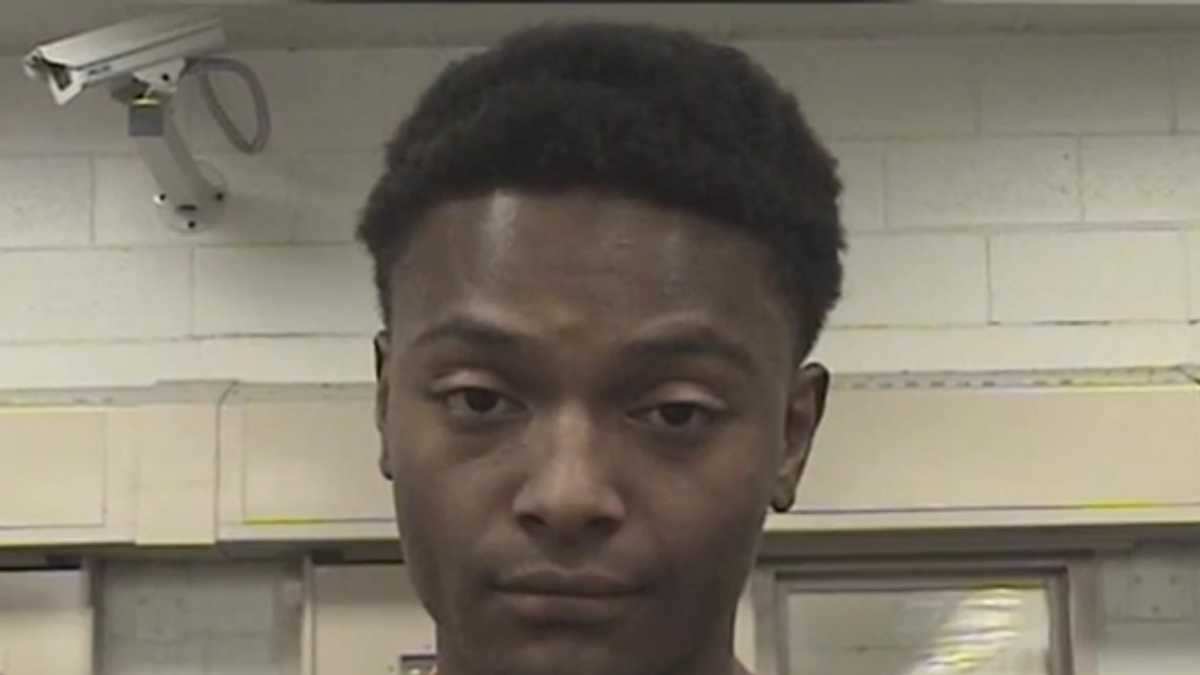 Teen accused of robbing 6 pizza delivery drivers