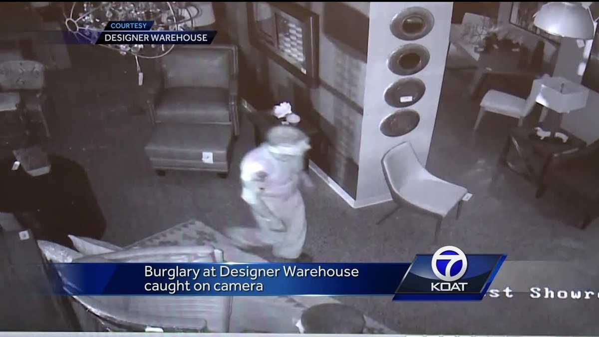 Thieves steal thousands of dollars from Albuquerque furniture store