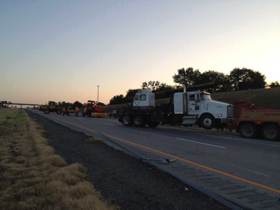 Photos Wreck along I35 near Guthrie