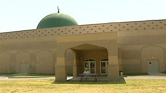 A Muslim group wants an attack on a local mosque investigate as a hate crime. Somebody shot paintballs at the mosque near May and Northwest 50th. KOCO's Naveen Dhaliwal has the story.