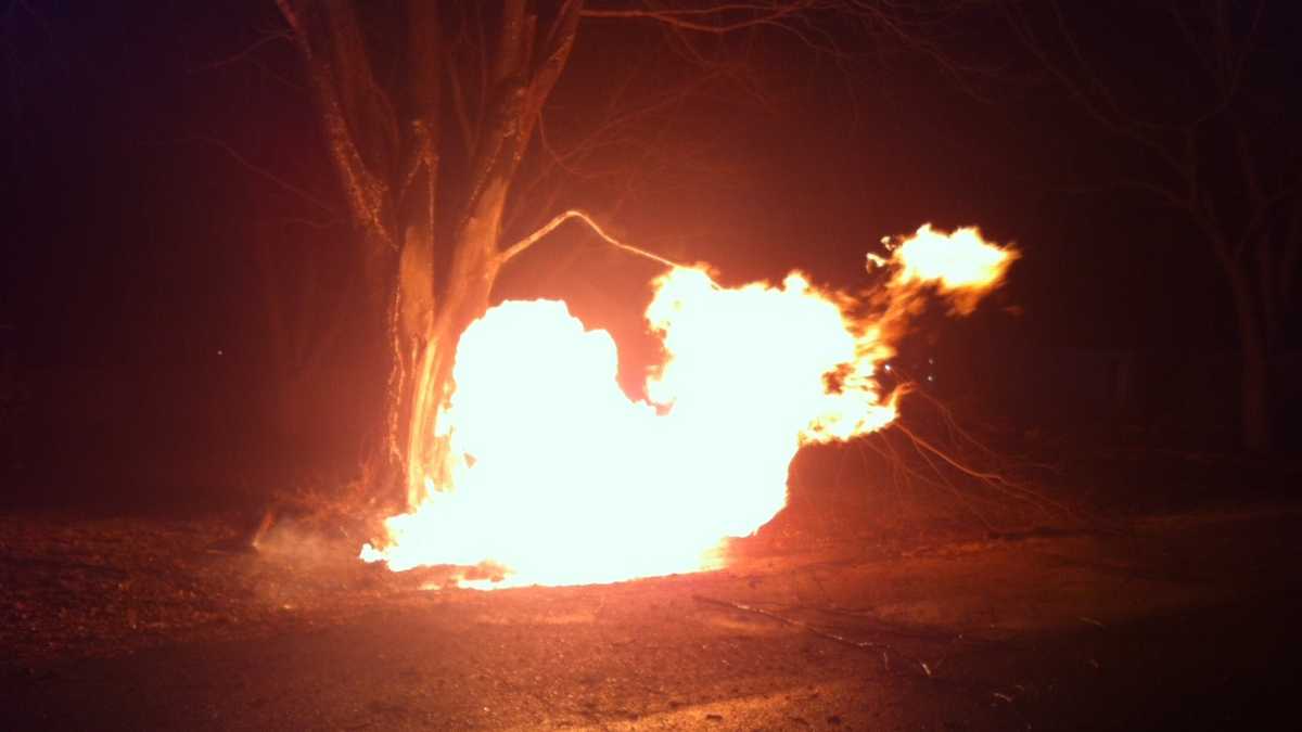 Lightning strike hits gas line in OKC neighborhood