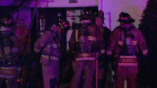 Fire levels garage, spreads to Oklahoma City home