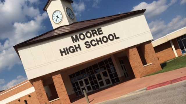 moore-school-officials-considering-changes-to-student-dress-code