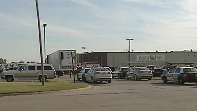 UPDATE: 2 stabbed, 1 shot at Vaughan Foods in Moore