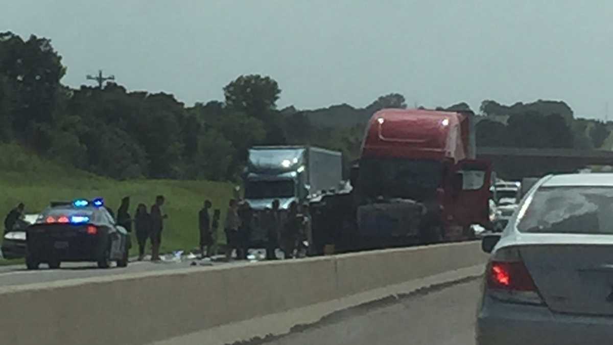 Person dies in multivehicle accident on Turner Turnpike