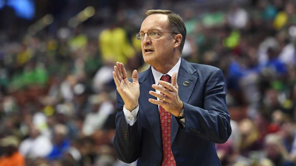 Oklahoma basketball coach Lon Kruger hires son as assistant