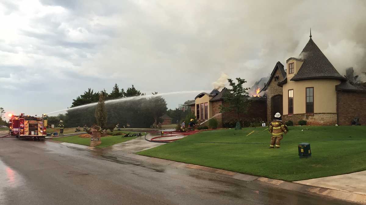 Lightning strike causes Edmond house fire, officials say