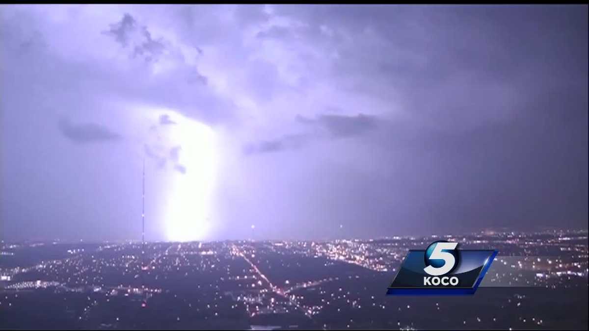Lightning storm leads to busy night for Oklahoma City firefighters