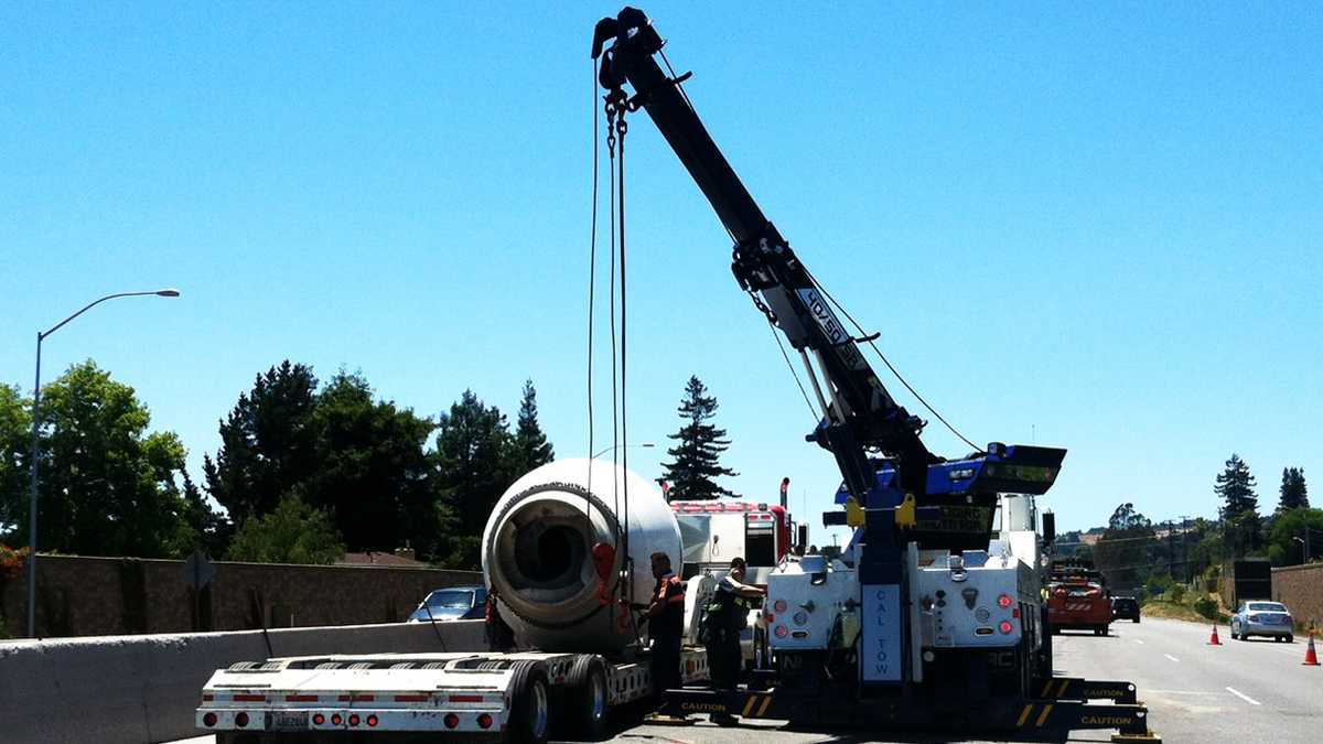 Highway 1 in Santa Cruz fully reopens after cement truck crash