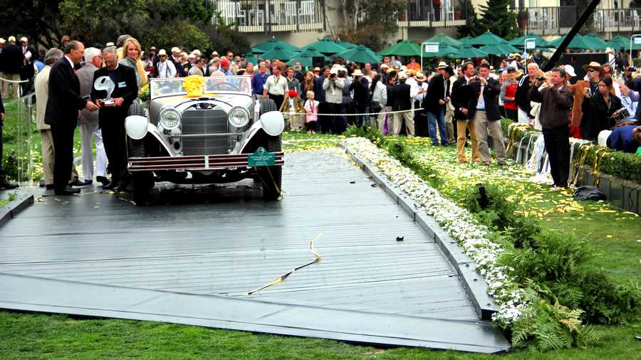 The Pebble Beach Concours d'Elegance 2012's "Best Of Show" was a 1928 Mercedes-Benz 680S Saoutchik Torpedo.