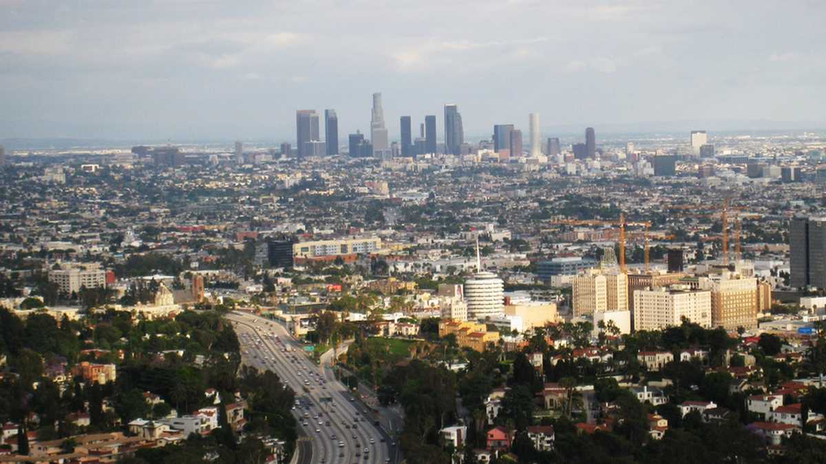 Foul smell reported across Southern California