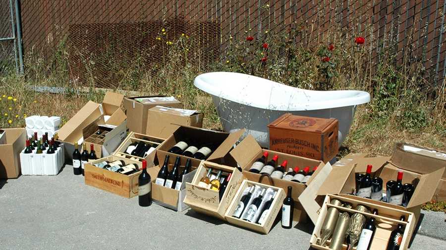 A bathtub and boxes of wine were stolen from a house in Corralitos.