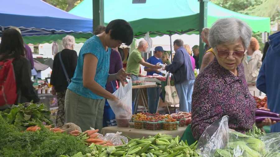 Customers flock to the Davis Farmers market in Yolo County during Farm-to-Fork week.