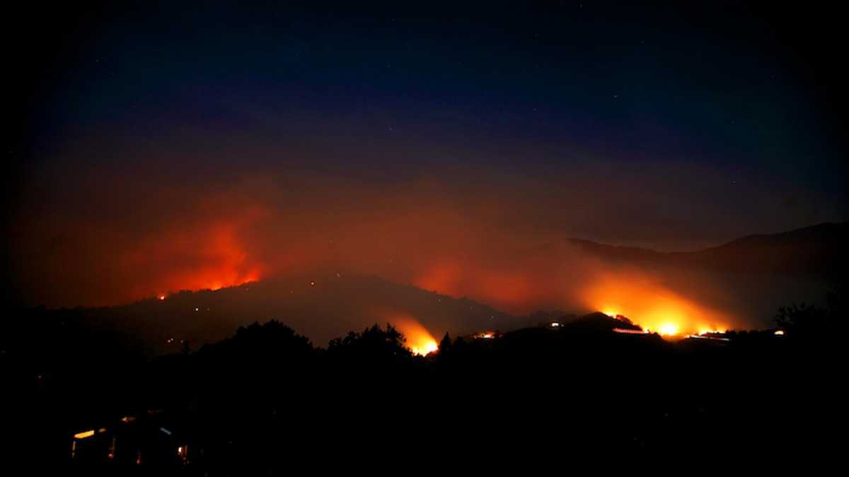 Big Sur wildfire 20 percent contained; 22 structures destroyed