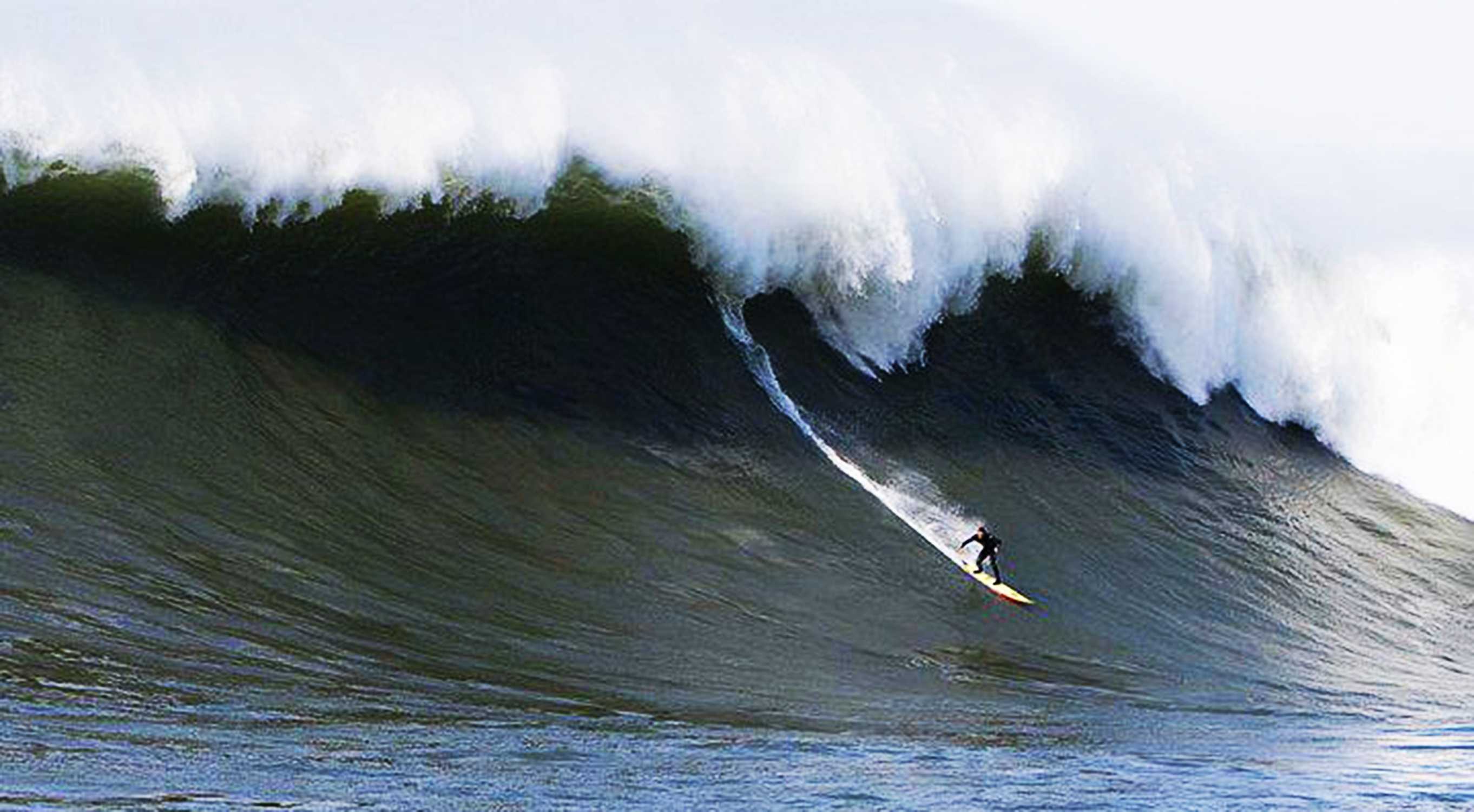 Big wave Mavericks Invitational 2014 may happen Friday