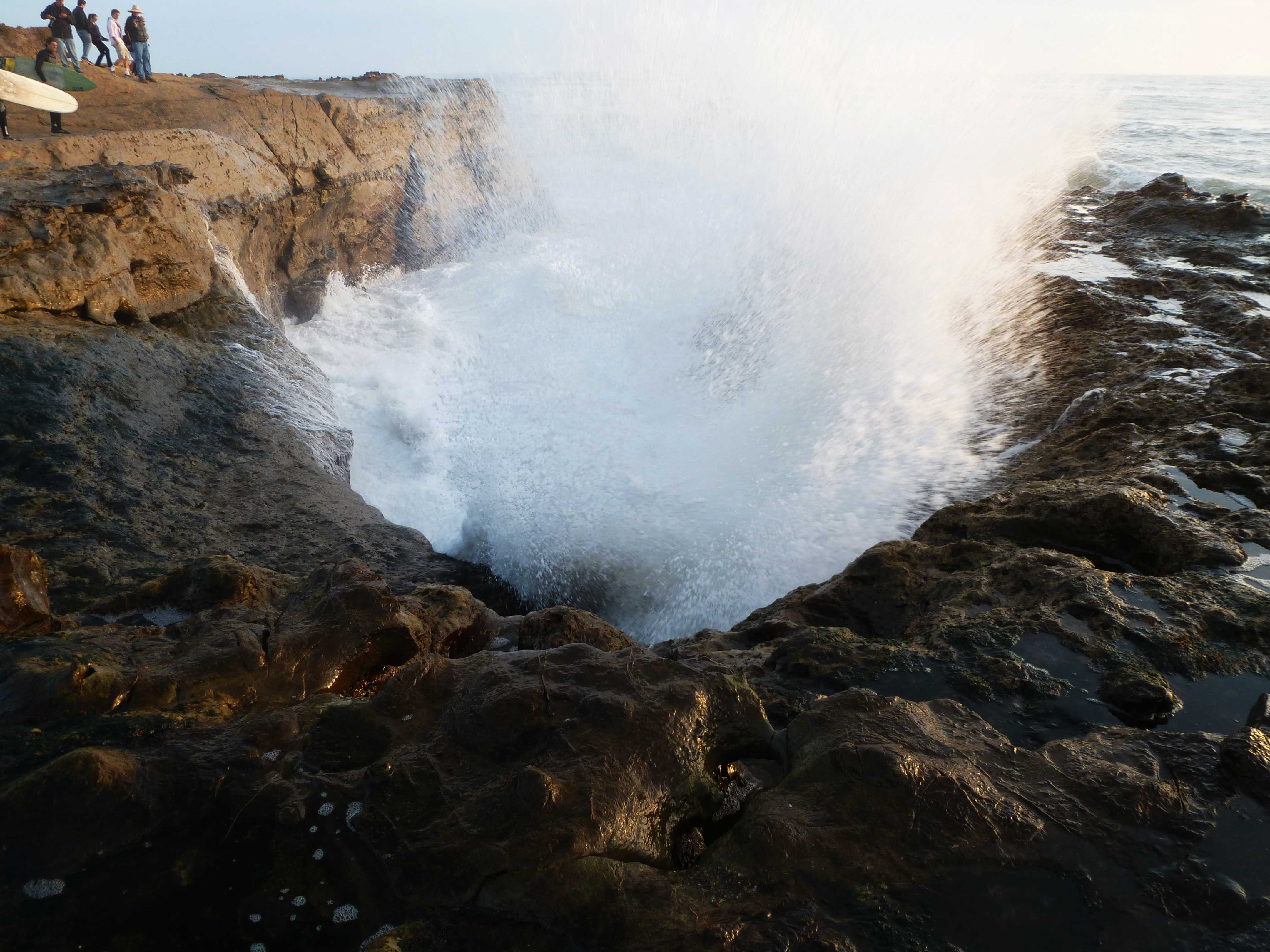 Woman rescued from ocean near Santa Cruz Steamer Lane