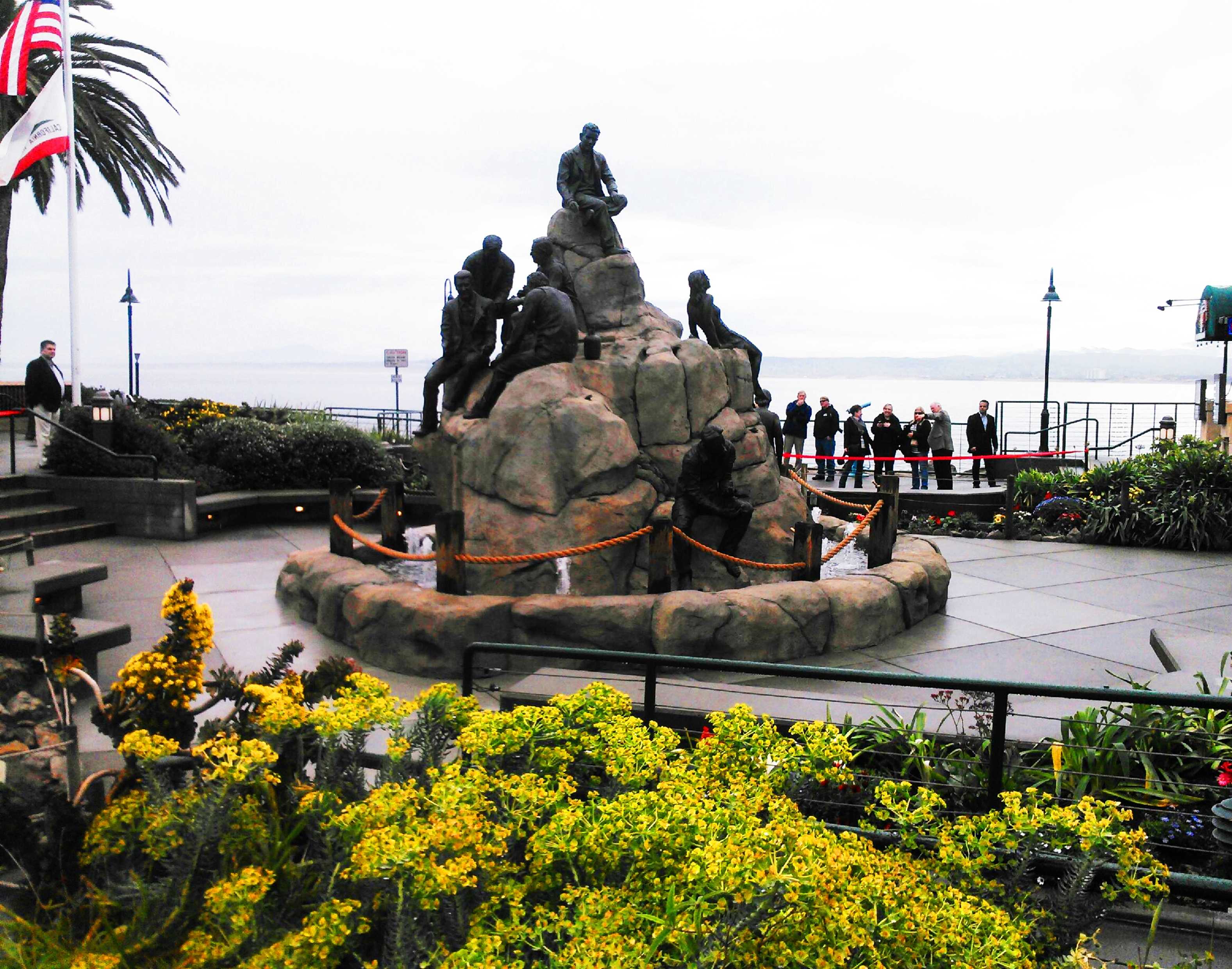 Large new public statue in Monterey