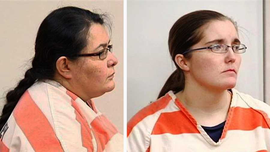 Christian Jessica Deanda, left, and Eraca Dawn Craig, are seen in court on March 26, 2014. 