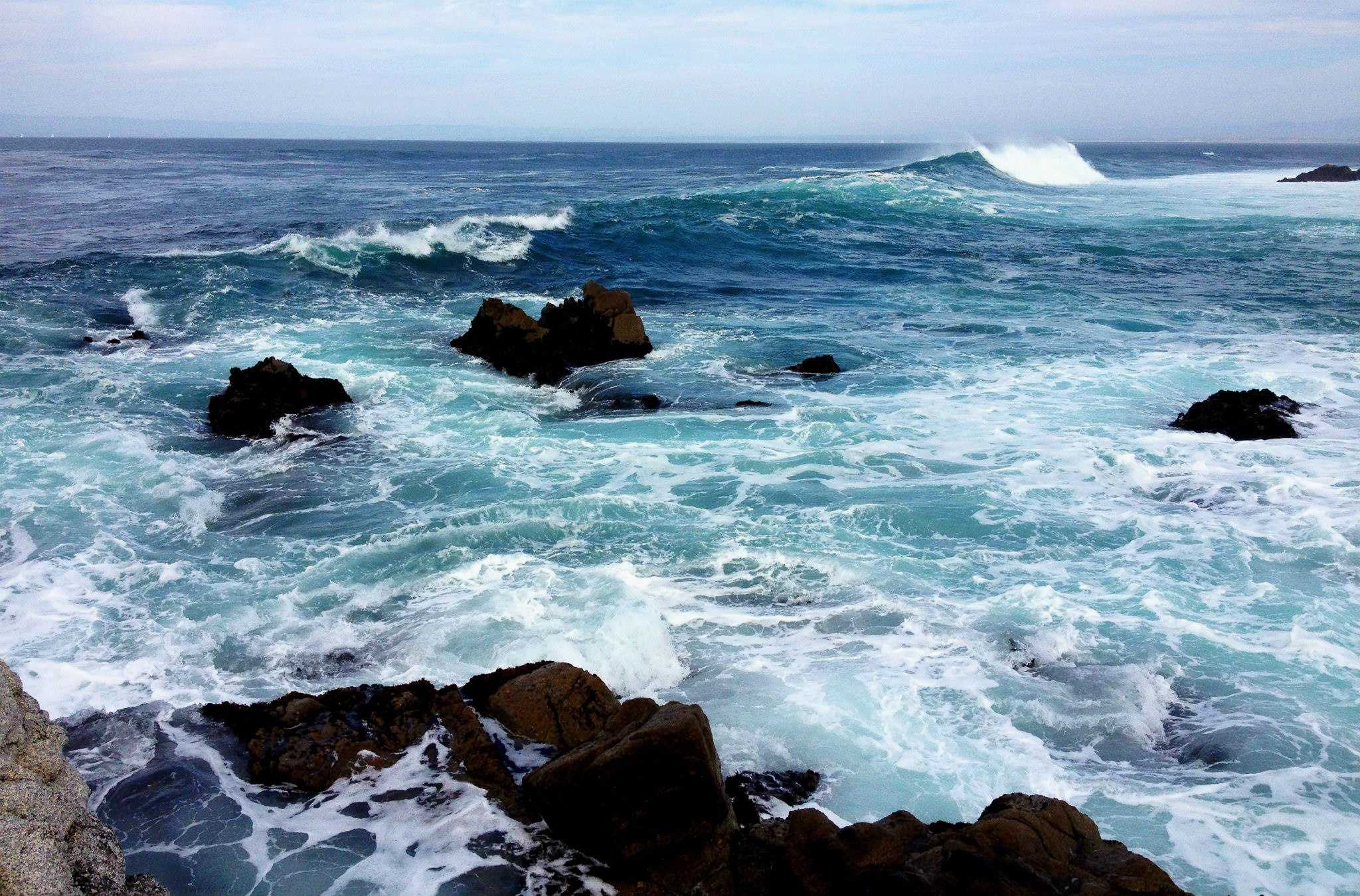 Monterey Bay buoy records record high water temperature