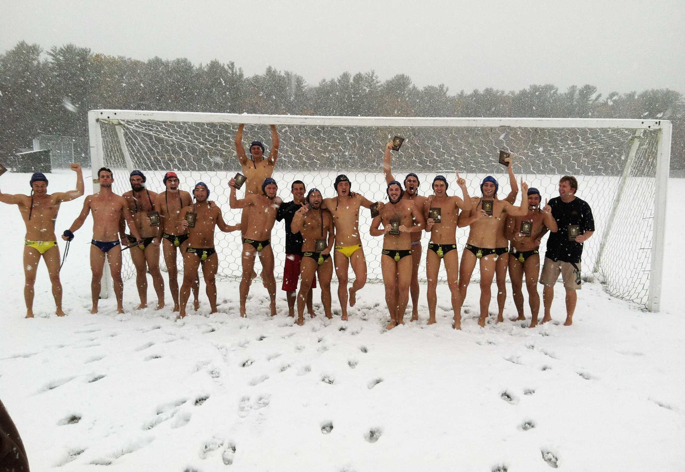 UC Santa Cruz water polo players take snowy team photo