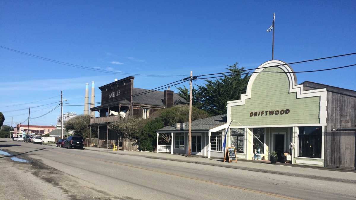 Moss Landing shops get holiday boost
