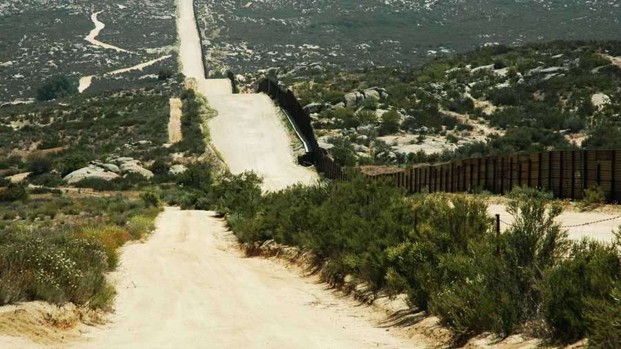 US-Mexico border fence