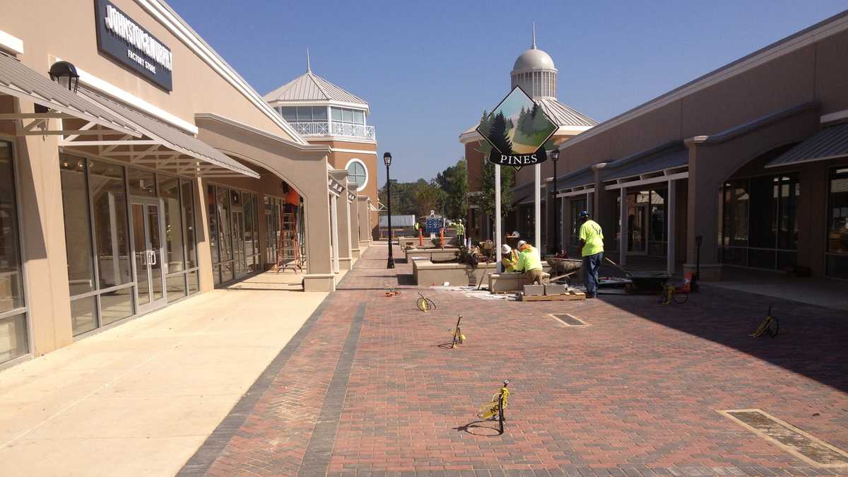 Pearl adding officers to patrol new outlet mall
