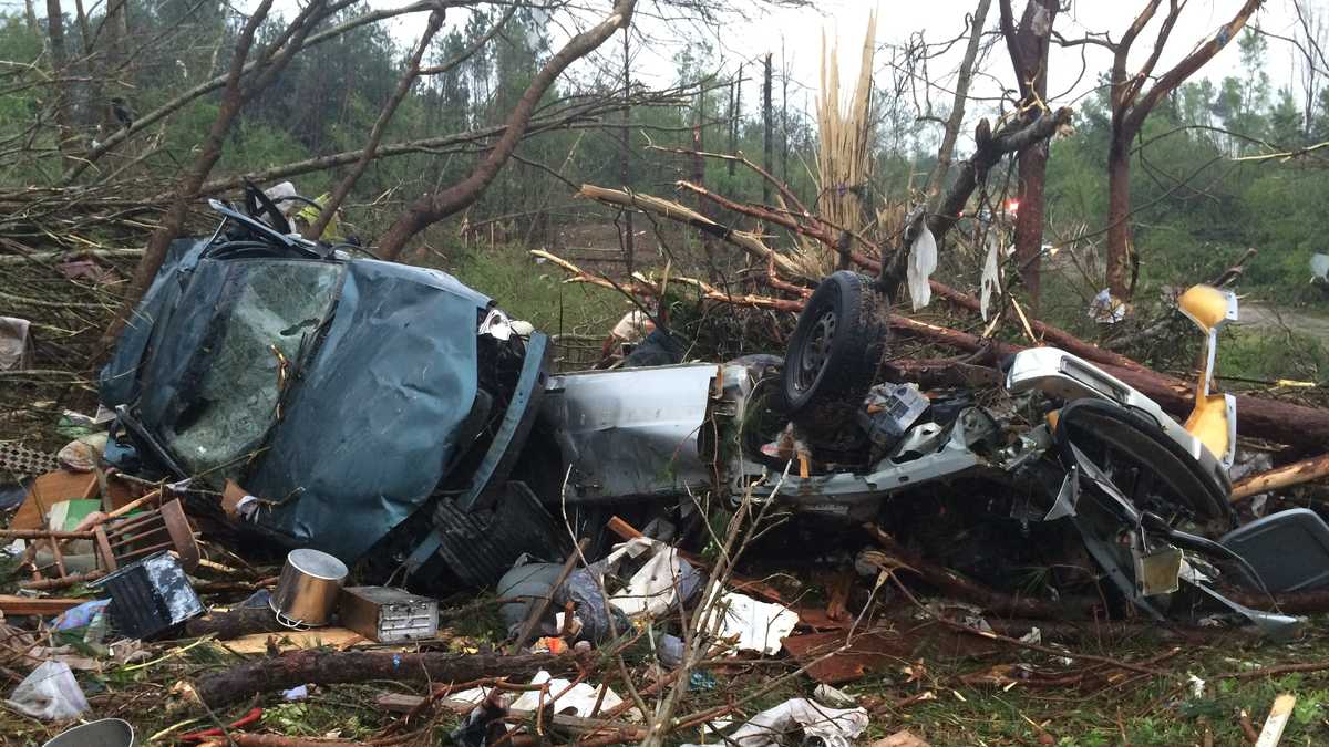 Video: Tornadoes leave path of destruction in Miss.