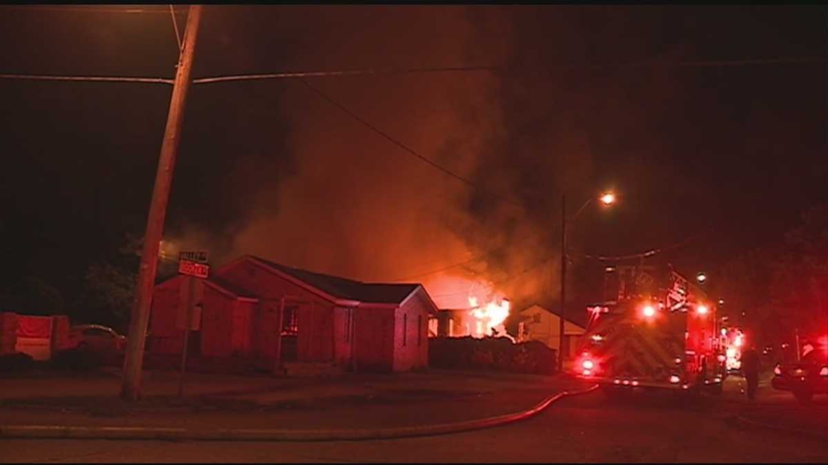 Jackson firefighters battle house fire
