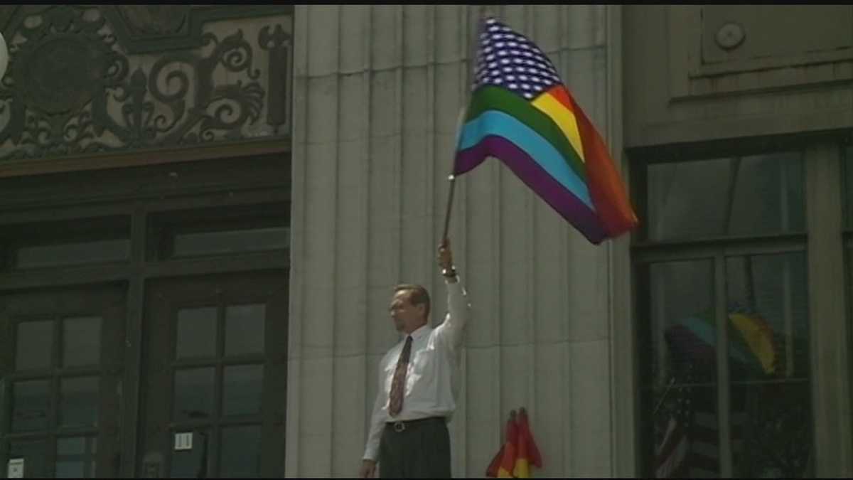 Judge Blocks Mississippi Ban On Adoption By Same Sex Couples 