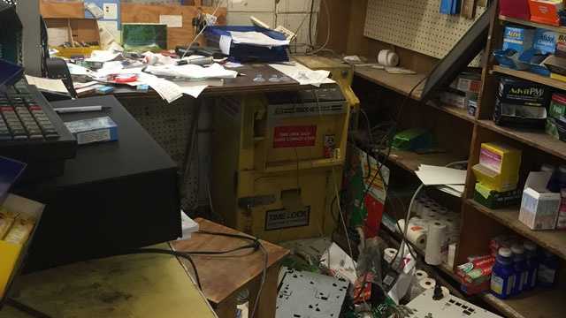 Burglar breaks through wall, ransacks store