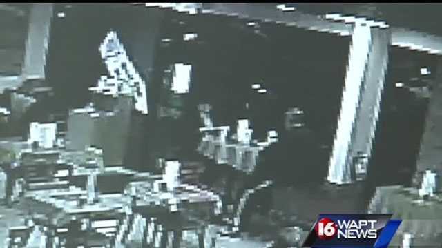 A woman attempts to stop a purse snatching but the thief gets away. 16 WAPT's Anne Parker has the surveillance video of the scene.
