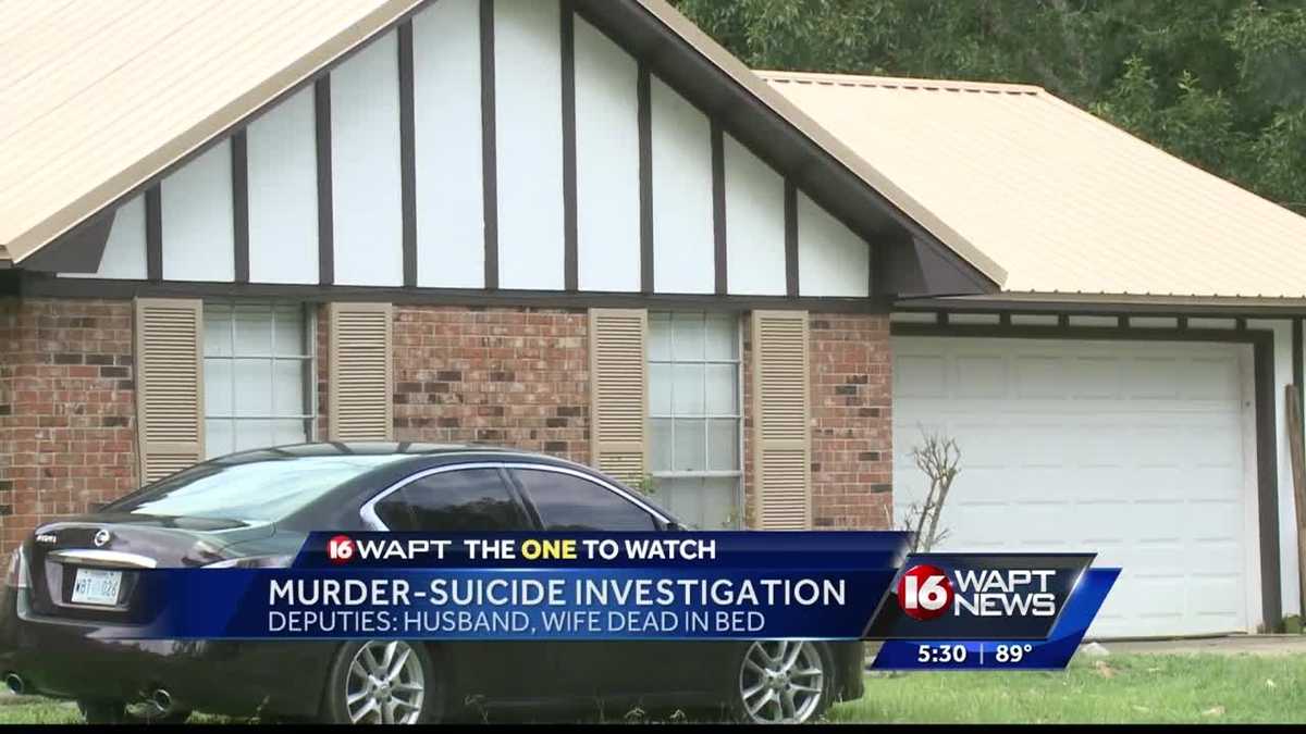 Husband, wife dead in possible murdersuicide, authorities say