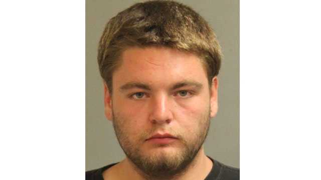 19-year-old arrested in Glen Burnie armed robbery