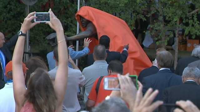 Cal Ripken Jr. Statue In photos: Cal Ripken Jr. immortalized in statue