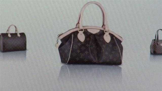 $35K in Louis Vuitton purses stolen from mall