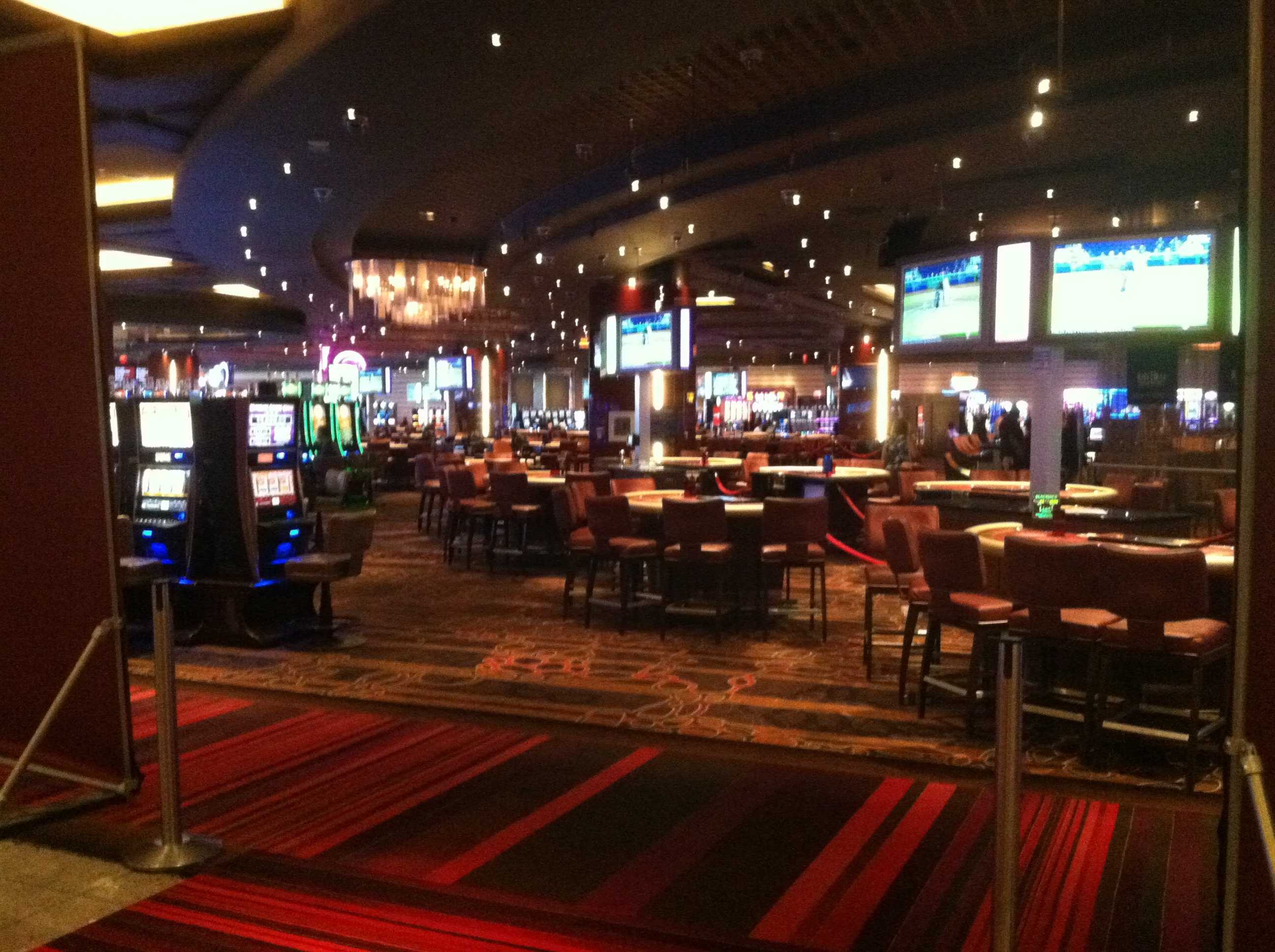 md live casino mall career center