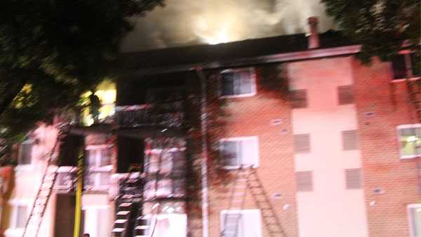 Images: Columbia apartment fire displaces residents