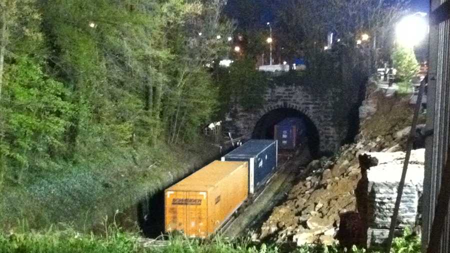 CSX trains begin to move again through the collapse area around 5:30 a.m. Friday.