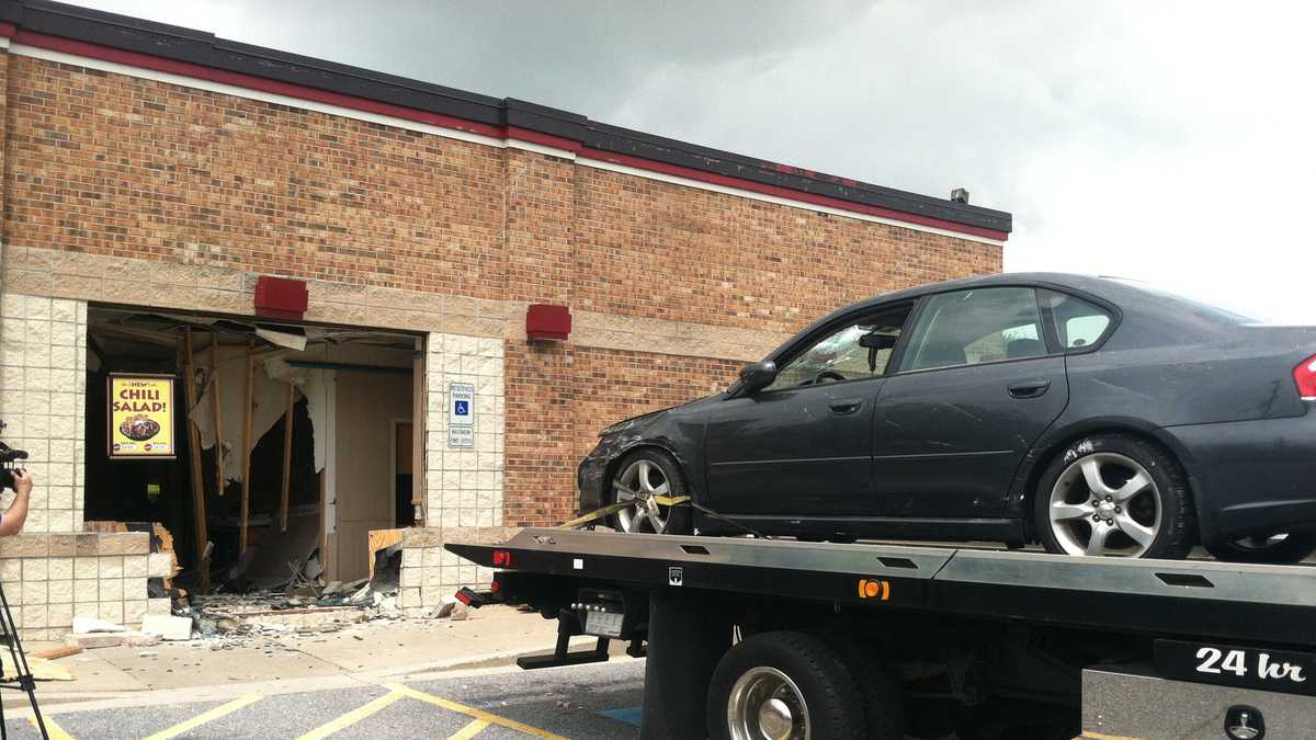 Images: Car crashes into Hampstead Wendy's restaurant