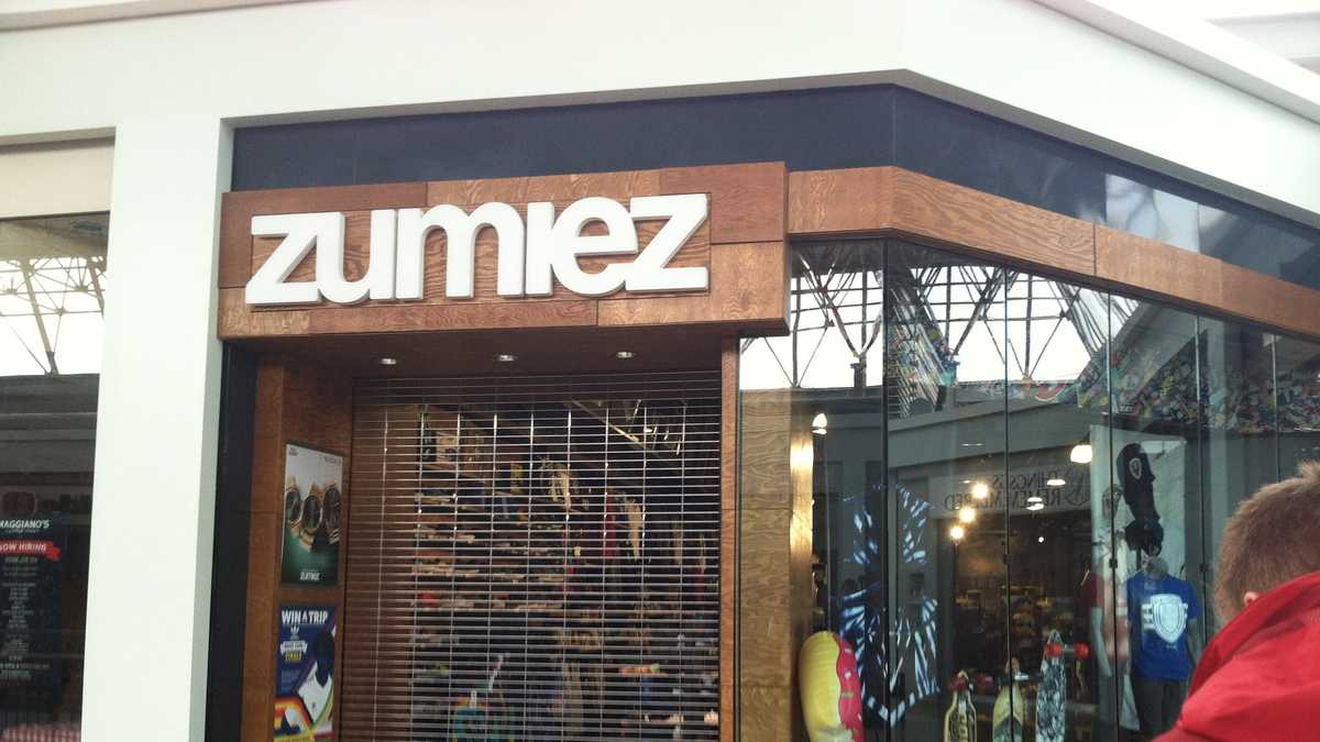 Zumiez store in Columbia Mall reopens