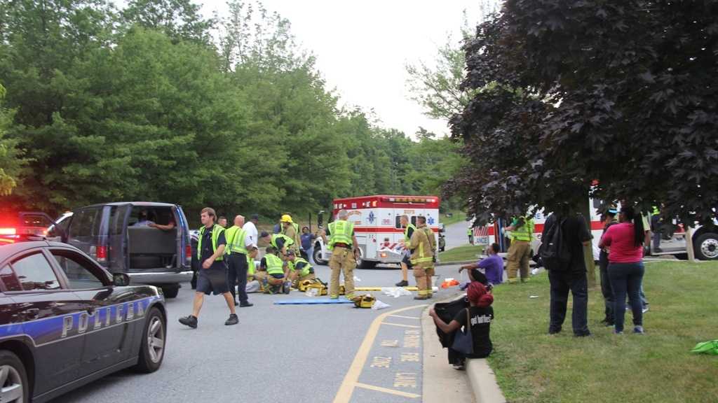 Images Jessup 2vehicle crash injures 13