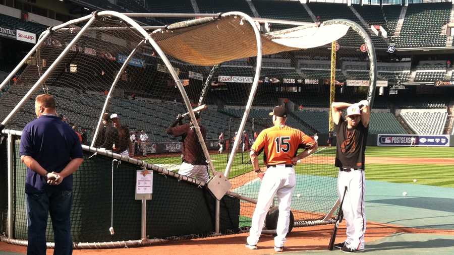 Orioles get batting practice in before Game 1 of the ALDS