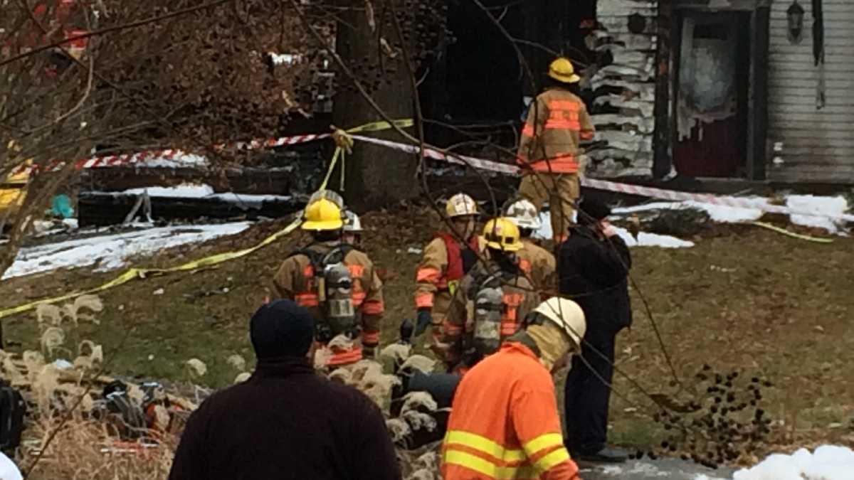 Images 6 killed in Gaithersburg plane crash