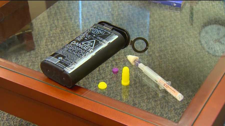 As the number of heroin-related deaths rises in Maryland, Baltimore City residents can get trained on life-saving kits that treat heroin overdoses.