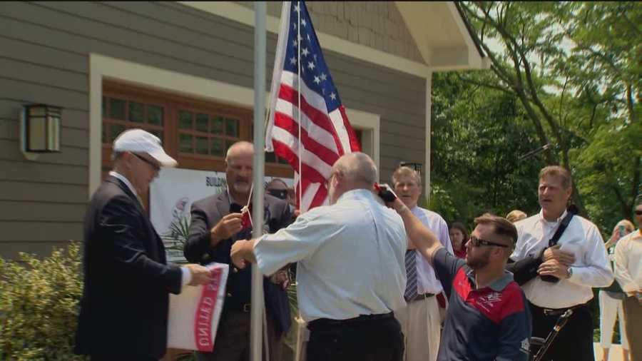 An Army sergeant and triple-amputee gets the keys to a brand new smart home in Annapolis.