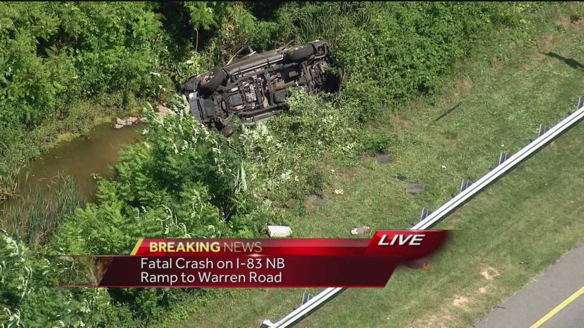 1 dead in crash on Interstate 83 exit ramp