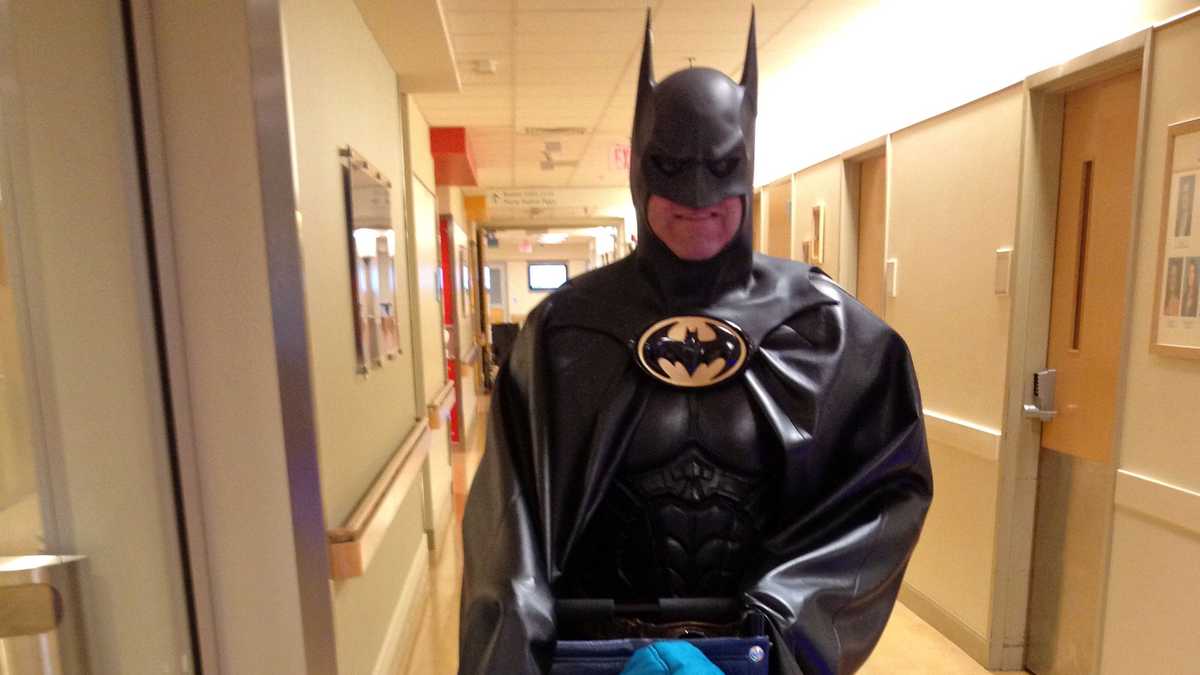 Baltimore's 'Batman' visits sick kids in hospital