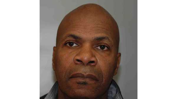 Police arrest man trying to break into homes