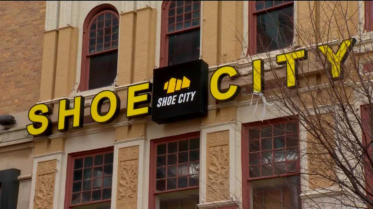 Several thefts reported at Shoe City stores
